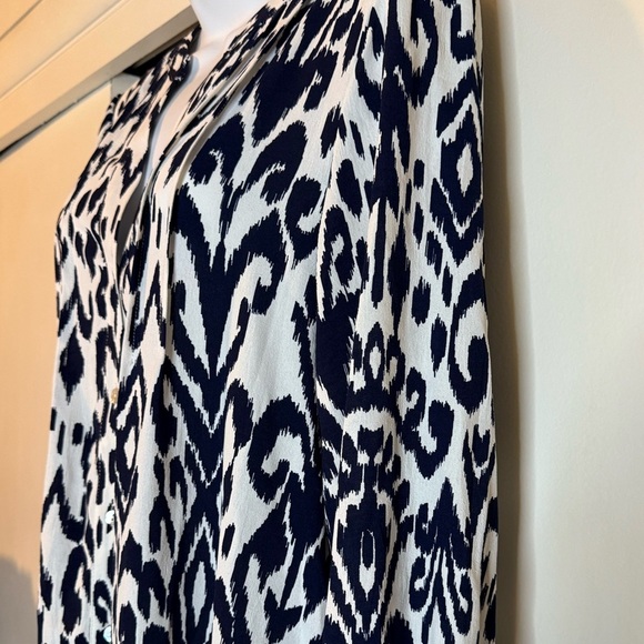 Tahari Black and Cream Long Sleeve Abstract Print Dress Midi New - Picture 4 of 9